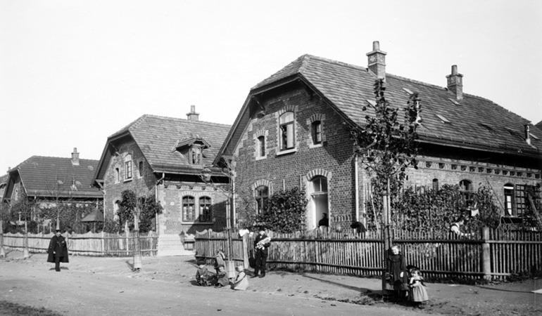 Arbeiterwohnhäuser an der Unteren Bleiche um 1900